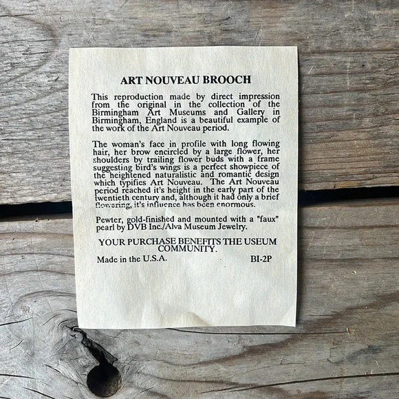 Art Nouveau Brooch - The Museum Company - New, in box - Picture 5 of 11
